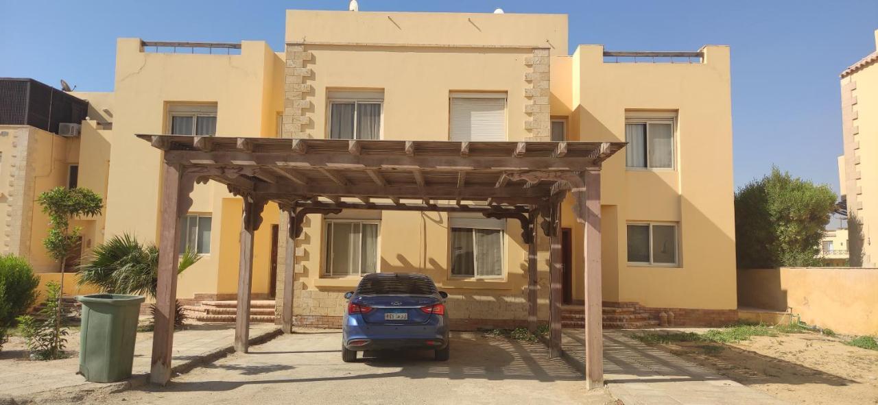 Sea View Villa Ain Bay: Spacious 5-Bedroom Retreat in Ain Sokhna Ain Sukhna Exterior photo