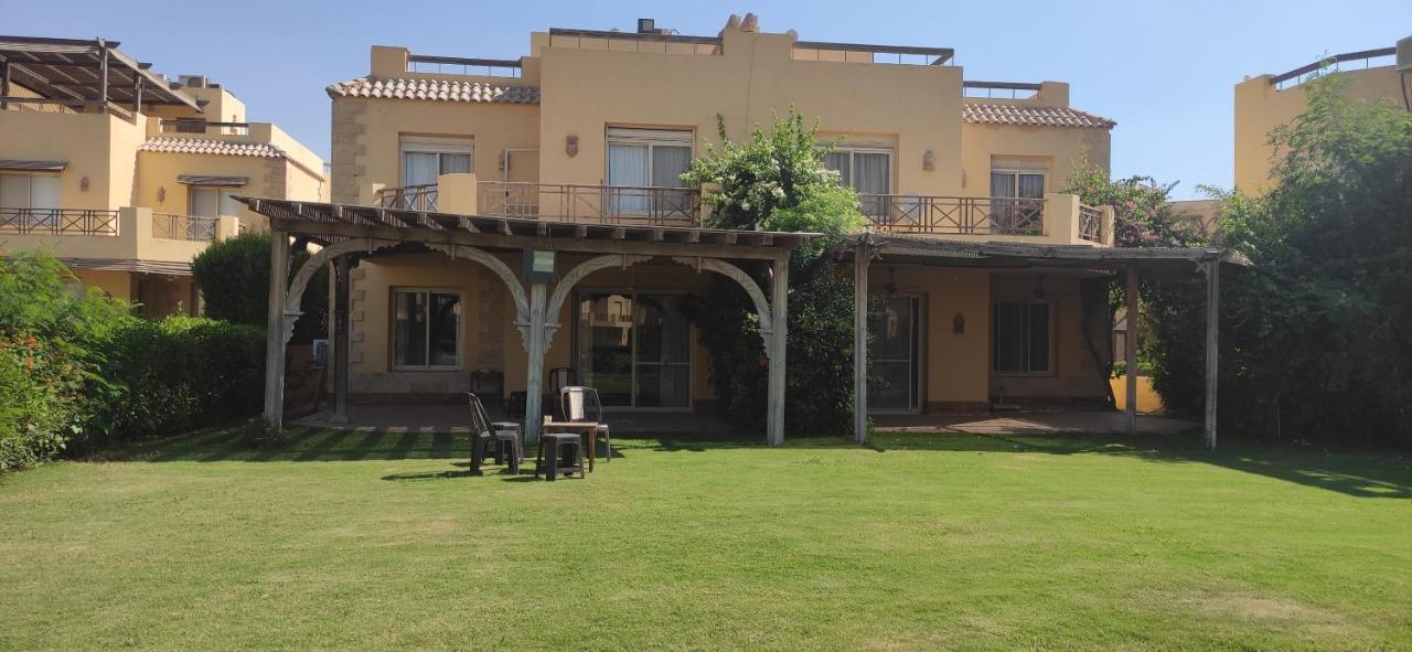 Sea View Villa Ain Bay: Spacious 5-Bedroom Retreat in Ain Sokhna Ain Sukhna Exterior photo