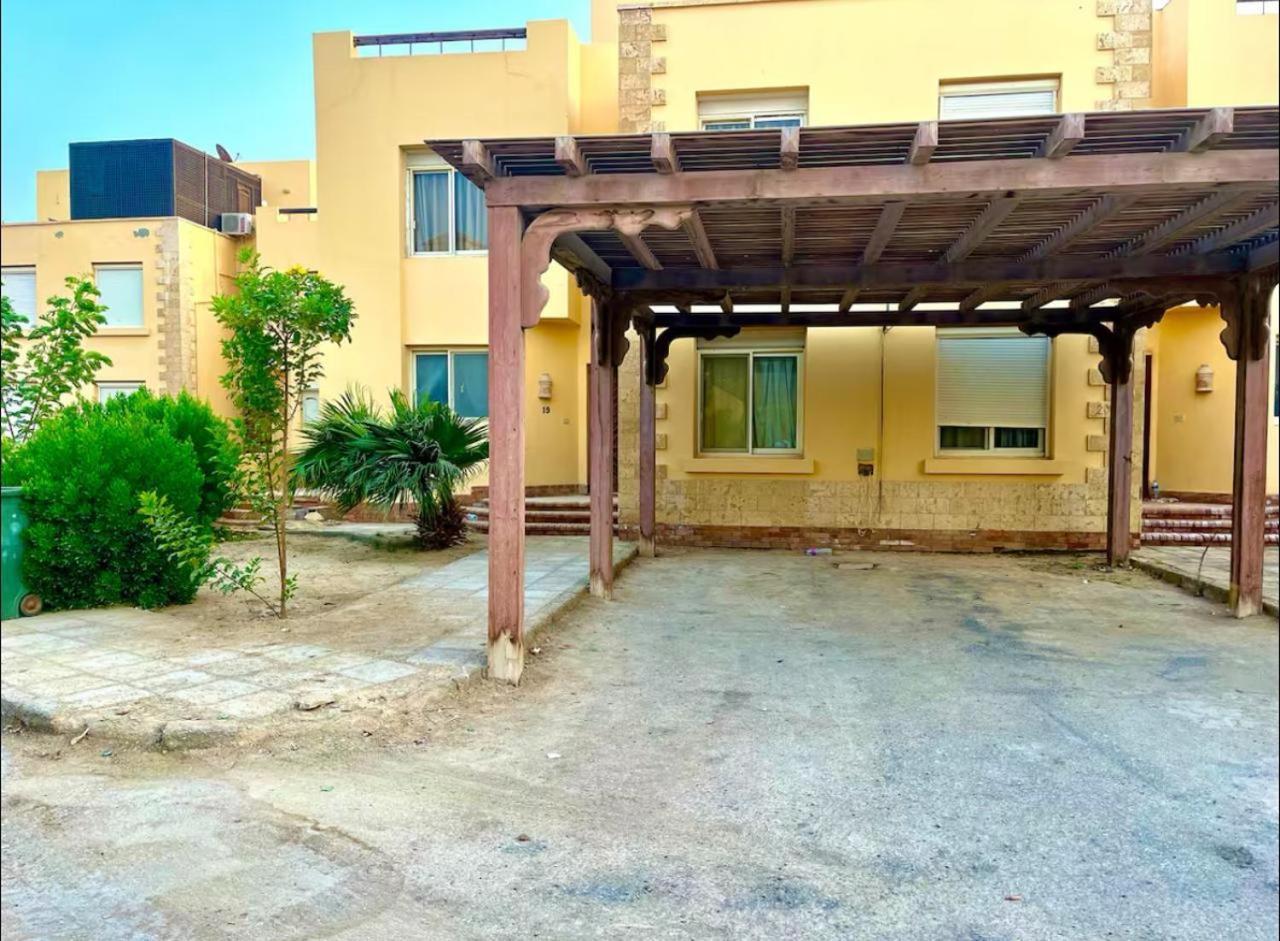 Sea View Villa Ain Bay: Spacious 5-Bedroom Retreat in Ain Sokhna Ain Sukhna Exterior photo
