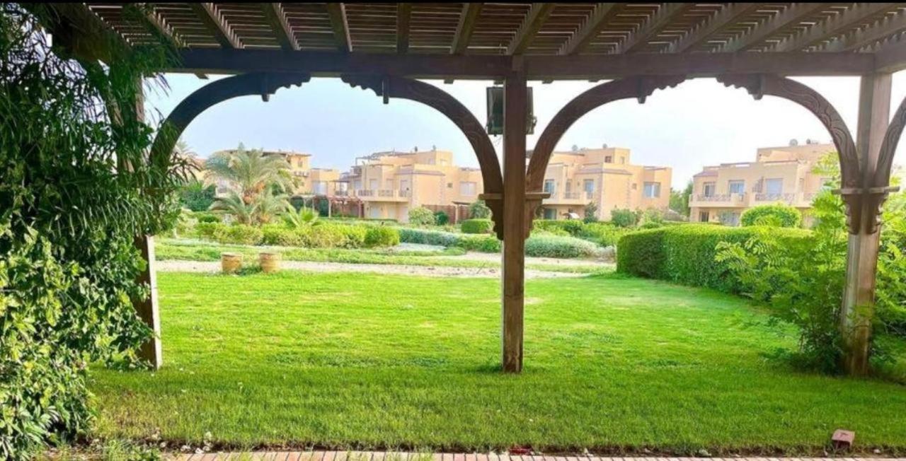 Sea View Villa Ain Bay: Spacious 5-Bedroom Retreat in Ain Sokhna Ain Sukhna Exterior photo